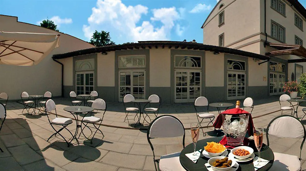 Una Hotels Vittoria Firenze 4*, Florence Italy